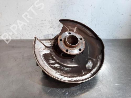 Used Left rear steering knuckle VOLVO XC60 II (246) D4 (190 hp) 23621989