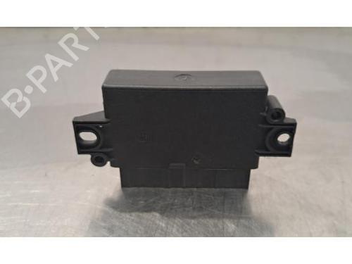 Used Electronic module Electronic module PEUGEOT 308 SW III (FC_, FJ_, FR_, F4_, FN_) PureTech 130 (FRHNSL, FRHNST) (131 hp) 33031156 33031156