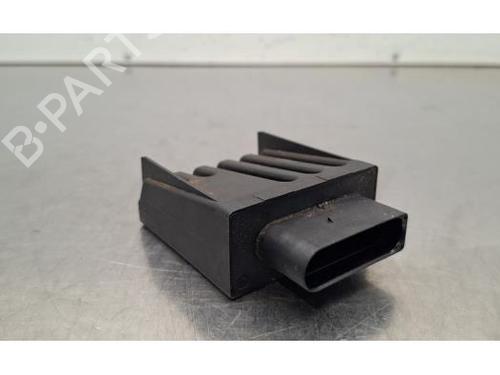 Elektronisk modul Elektronisk modul AUDI A3 Limousine (8YS, 8YM) 30 TDI (116 hp) 33615087 33615087