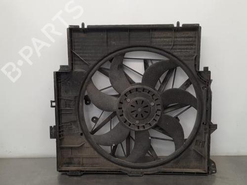 Used Radiator fan BMW X4 (F26) xDrive 20 d (190 hp) 19648820