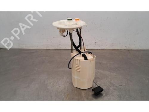 Fuel pump TOYOTA HILUX VIII Pickup (_N1_) 2.8 TD 4WD (GUN126) 770100K201