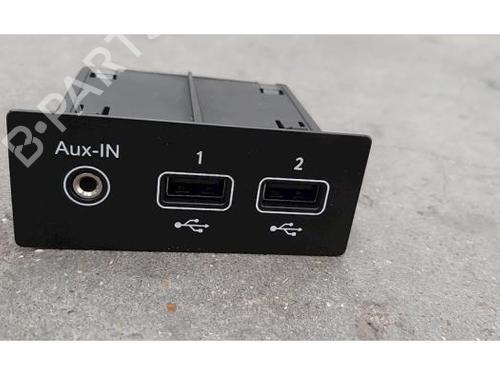 Elektronisk modul RENAULT CLIO V (B7_) 1.3 TCe 130 (B7MF) (131 hp) 10878031