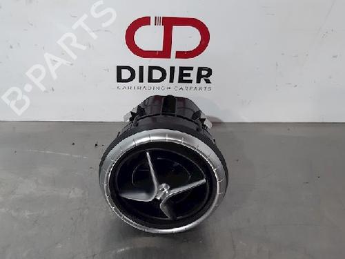 Used Air vent MERCEDES-BENZ CLA Coupe (C117) CLA 200 CDI / d (117.308) (136 hp) 15017661