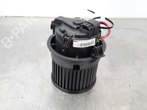 Used Heater blower motor PEUGEOT 208 I (CA_, CC_) 1.6 HDi (92 hp) 15027137