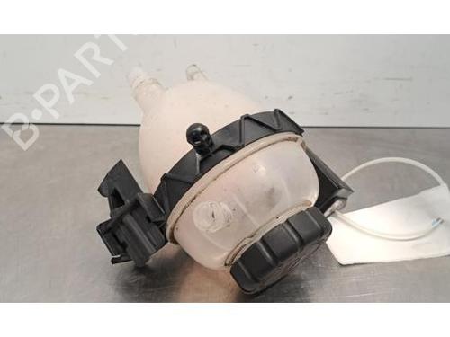 Used Expansion tank MERCEDES-BENZ C-CLASS (W205) C 200 d (205.007) (136 hp) 32376615