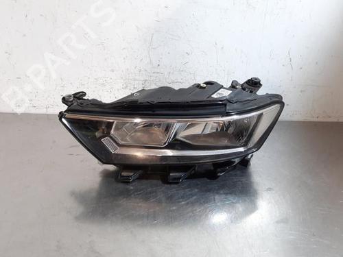 Used Left headlight VW T-ROC (A11, D11) 1.0 TSI (116 hp) 29757397