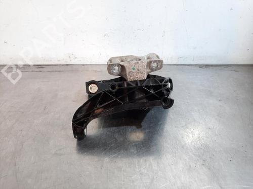 engine-mount-ds-ds-7-crossback-j4_-jr_-jc_-2017-35746703 main image