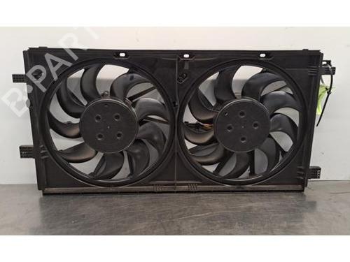 Used Radiator fan VOLVO EX40 (536) EV (238 hp) 30806860