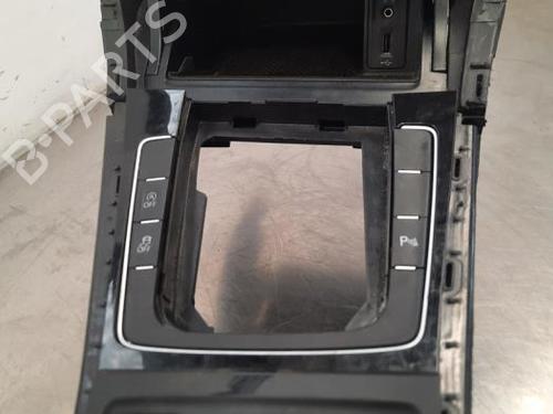 Middle console VW GOLF VII (5G1, BQ1, BE1, BE2) 2.0 GTD | BP23622782I22 
