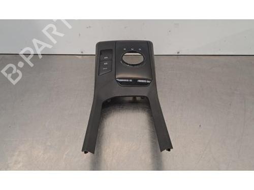 Console central MG MG ZS SUV (ZS32) 1.5 Hybrid+ (197 hp) 30447010