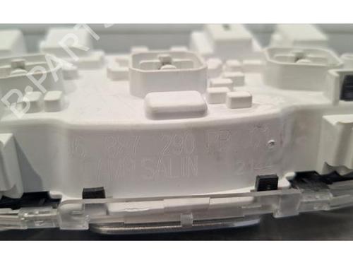 Interior roof light OPEL CORSA F (P2JO) 1.2 (68) | BP32398757I8