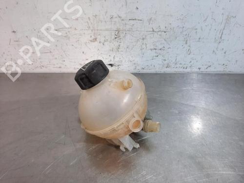 Used Expansion tank PEUGEOT 308 II (LB_, LP_, LW_, LH_, L3_) 1.6 BlueHDi 120 (120 hp) 23637798