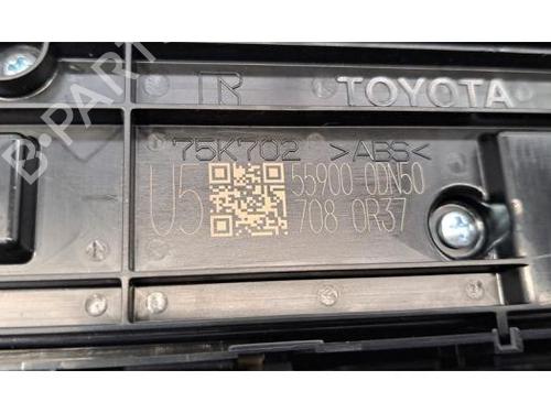 Climate control TOYOTA YARIS (_P21_, _PA1_, _PH1_) 1.5 Hybrid (MXPH10, MXPH11) | BP30915738I5 