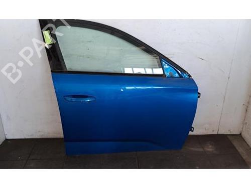 Used Right front door PEUGEOT 308 III (FB_, FH_, FP_, F3_, FM_) e-308 (FMZKWZ) (156 hp) 28081704