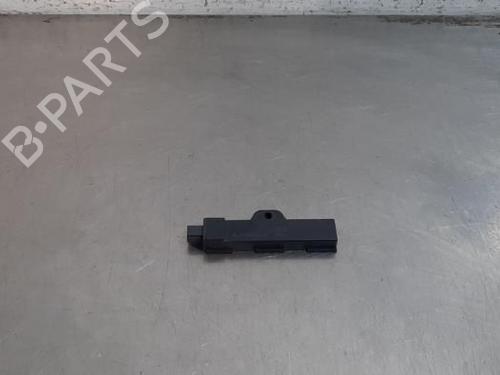 Used Antenna/Base Antenna/Base BMW 1 (F40) 118 d (150 hp) 40050131 40050131