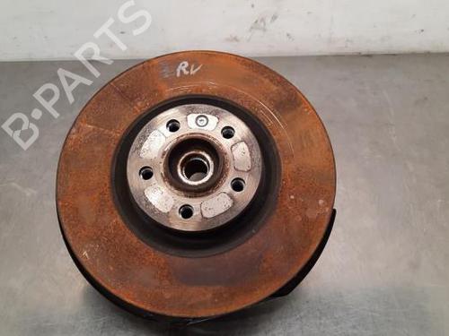 Used Right front steering knuckle VOLVO XC40 (536) T4 AWD (190 hp) 23589788