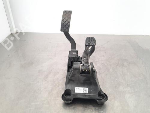 Used Pedal VW POLO VI (AW1, BZ1, AE1) 1.0 (75 hp) 15027363