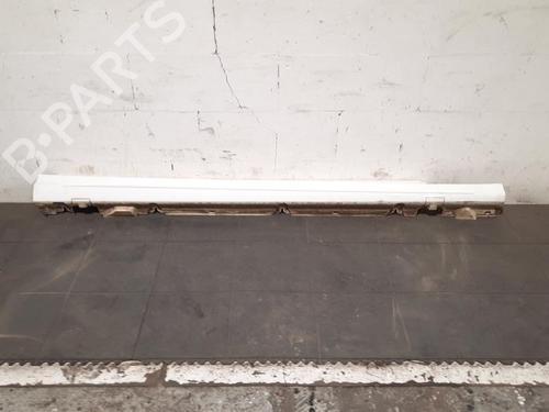Used Right sideskirt MERCEDES-BENZ C-CLASS (W205) C 160 (205.044) (129 hp) 28503543