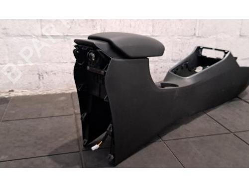 Armrest / Center console HYUNDAI GETZ (TB) 1.6 | BP30163742I20