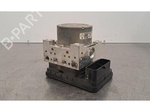 Used ABS pump ABS pump OPEL CORSA F (P2JO) 1.2 (68) (101 hp) 31076389 31076389