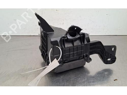 Fuse box CITROËN C4 CACTUS 1.2 THP 110 | BP37038304E1 - Image 3