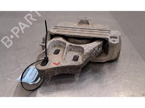 engine-mount-mercedes-benz-a-class-w177-2018-34254778 main image