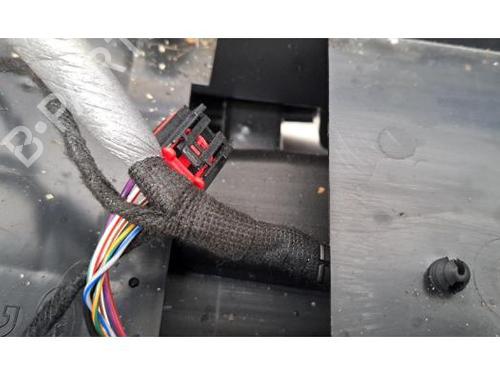 Middle console LAND ROVER RANGE ROVER VELAR (L560) 3.0 D300 MHEV 4x4 | BP33743800I22 - Image 4