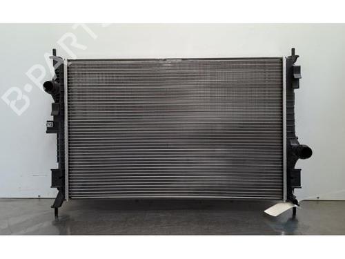 Used Water radiator Water radiator PEUGEOT 308 III (FB_, FH_, FP_, F3_, FM_) PureTech 130 (FPHNSL, FPHNST) (131 hp) 35935293 35935293