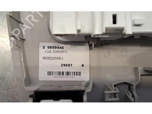 Interior roof light PEUGEOT EXPERT Van (V_) 1.5 BlueHDi 120 | BP23640329I8 