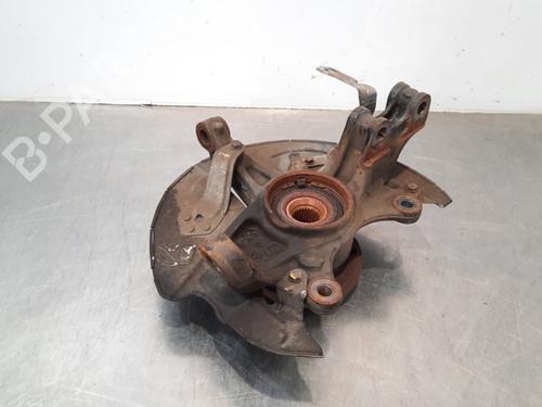 Used Left front steering knuckle PEUGEOT 3008 II SUV (MC_, MR_, MJ_, M4_) 1.2 THP/ PureTech 130 (MRHNSM, MRHNSU, MRHNSJ, MRHNYW,... (131 hp) 15034723