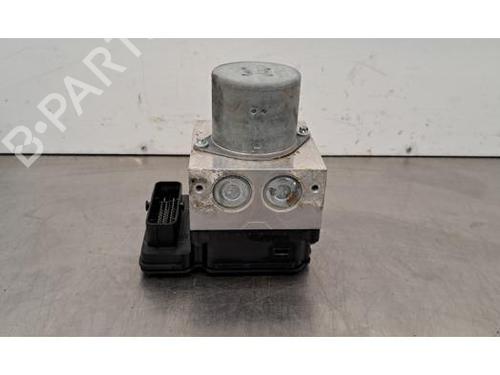 Used ABS pump MERCEDES-BENZ GLE (W166) 250 d 4-matic (166.004) (204 hp) 30605451