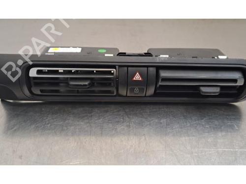 Used Air vent Air vent CITROËN C3 IV (CC_, CB_) ë-C3 (CBZYAZ) (113 hp) 33834815 33834815