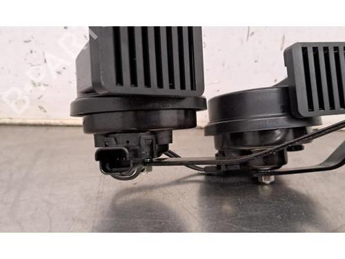 Horn PEUGEOT 308 III (FB_, FH_, FP_, F3_, FM_) PureTech 130 (FPHNSL, FPHNST) | BP30163366E13