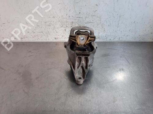 Used Engine mount AUDI A4 B9 (8W2, 8WC) 1.4 TFSI (150 hp) 30057120