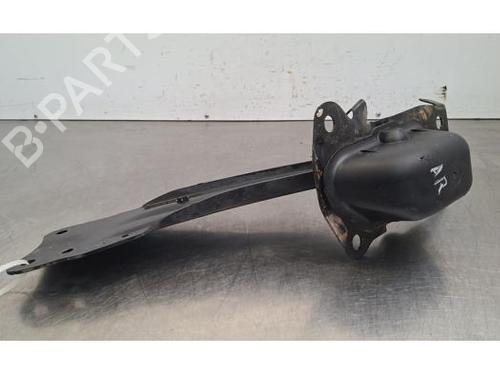 Used Right rear suspension arm Right rear suspension arm AUDI Q3 (8UB, 8UG) 2.0 TDI (150 hp) 34433411 34433411
