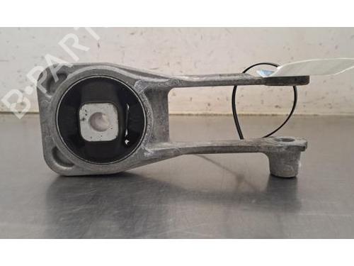 Used Gearbox mount Gearbox mount TOYOTA YARIS (_P21_, _PA1_, _PH1_) 1.5 Hybrid (MXPH10, MXPH11) (116 hp) 34254560 34254560