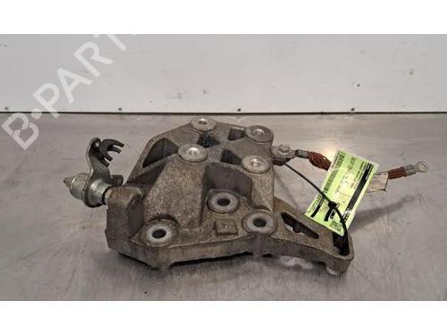 Used Gearbox mount PEUGEOT BOXER Van 2.2 BlueHDi 120 (120 hp) 31371989