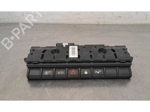 Used Warning switch RENAULT EXPRESS Box Body/MPV 1.3 TCe 100 (F6MA) (102 hp) 30187499