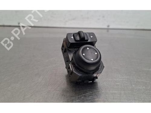 Used Switch Switch RENAULT MASTER III Van (FV) 2.3 dCi 135 FWD (FV0N, FV08, FV06, FV00, FV1S) (136 hp) 36657399 36657399