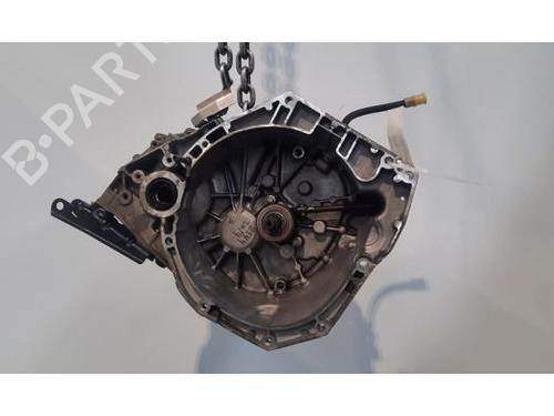 Used Gearbox RENAULT EXPRESS Box Body/MPV 1.3 TCe 100 (F6MA) (102 hp) 30057064