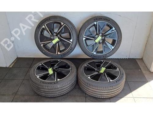 Used Rim PEUGEOT 308 III (FB_, FH_, FP_, F3_, FM_) e-308 (FMZKWZ) (156 hp) 29195237