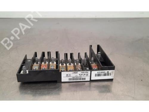 Used Fuse box VW TRANSPORTER T6 Van (SGA, SGH, SHA, SHH) 2.0 TDI (102 hp) 23608283