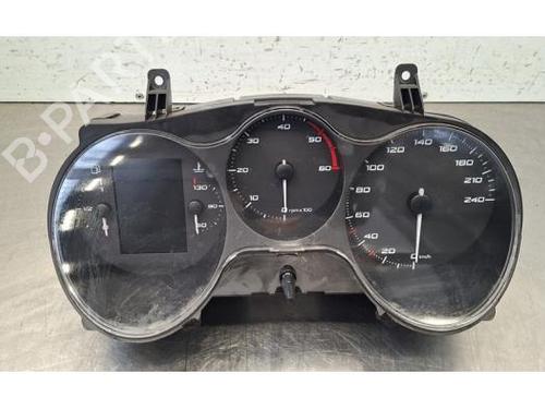 Compteur de vitesse Compteur de vitesse SEAT LEON (1P1) 1.6 TDI (105 hp) 39905673 39905673