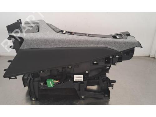 Used Middle console PEUGEOT 308 III (FB_, FH_, FP_, F3_, FM_) PureTech 130 (FPHNSL, FPHNST) (131 hp) 30605180