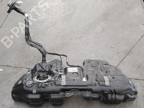 Used Fuel tank MERCEDES-BENZ C-CLASS (W205) C 200 d (205.007) (136 hp) 10881875