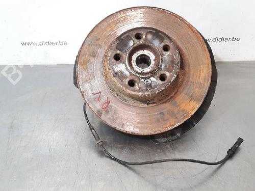 Used Right front steering knuckle BMW X4 (F26) xDrive 20 d (190 hp) 10884326