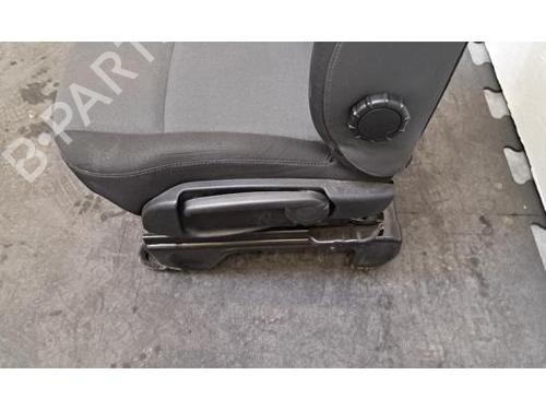 Left front seat NISSAN INTERSTAR Van (X62B) dCi 150 | BP37498955C15 - Image 5