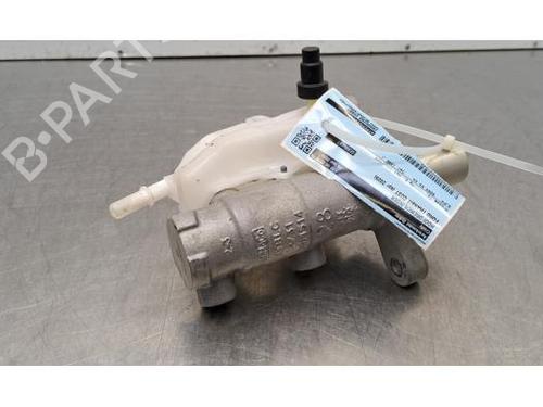 Used Brake master cylinder Brake master cylinder 36873063 36873063