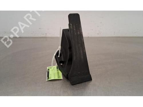 Pedal MERCEDES-BENZ GLE (V167) GLE 300 d 4-matic (167.119) (245 hp) 26944828