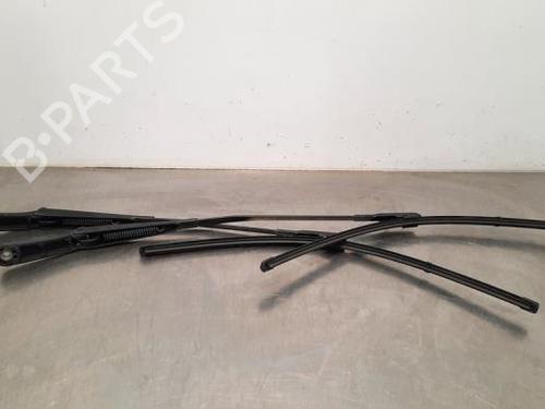 Used Front windshield wiper arm VW TRANSPORTER T5 Van (7HA, 7HH, 7EA, 7EH) 2.0 TDI (140 hp) 23583479